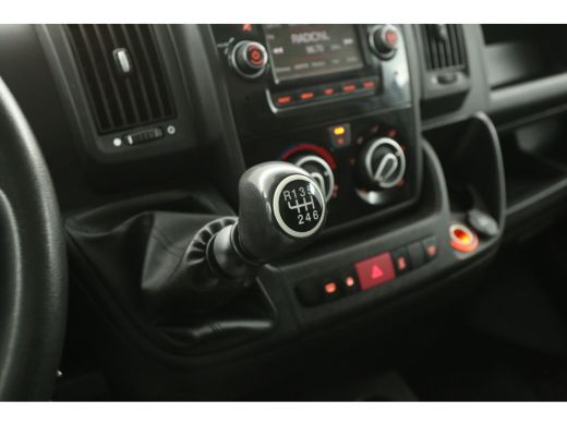 Fiat Ducato 2.3 MultiJet 140PK L2H2 | Euro6 | Airco | Cruise | Camera | 3-Zits | Trekhaak | Stoelverw. ActivLease financial lease