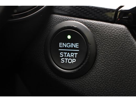 Ford Kuga 2.5 PHEV ST-LINE X | DEALER OH! | 20" LMV | ADAPTIVE CRUISE | WINTERPACK | EL. ACHTERKLEP | HEAD-... ActivLease financial lease