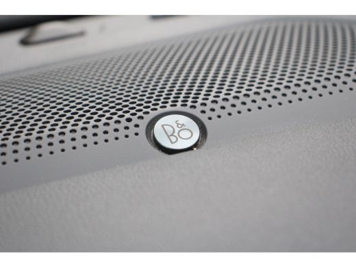 Ford Kuga 2.5 PHEV ST-LINE X | DEALER OH! | 20" LMV | ADAPTIVE CRUISE | WINTERPACK | EL. ACHTERKLEP | HEAD-... ActivLease financial lease