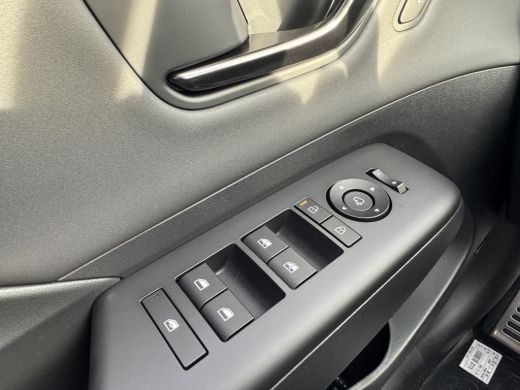 Hyundai Kona 1.6 GDI HEV N Line Sky | Uit voorraad leverbaar! | Schuif- Kanteldak | Apple Carplay/Android Auto... ActivLease financial lease