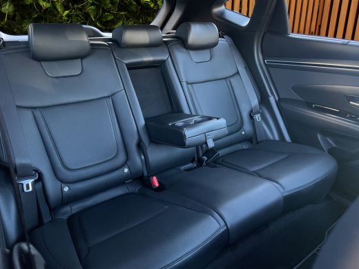 Hyundai Tucson 1.6 T-GDI 265pk PHEV Premium 4WD | Leder | Carplay | Climate | Keyless | Navigatie | Elek. Klep |... ActivLease financial lease