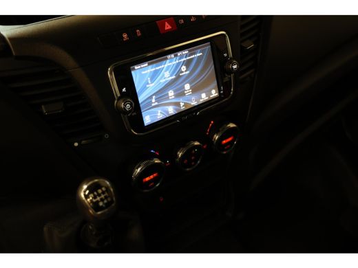 Iveco Daily 35C16 3.0 BAKWAGEN MET ZIJDEUR EN LAADKLEP ActivLease financial lease