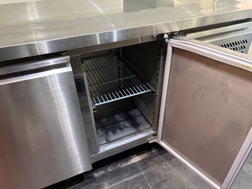 Iveco Daily 35S14 2.3 410 | Foodtruck | Patatwagen | Bakplaat | Verkoopwagen | Patatkraam | Eventtruck | Frie... ActivLease financial lease