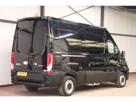 Iveco Daily 35S16V 2.3 L2H2 160 PK 3500 KG TREKVERMOGEN EURO 6 ActivLease financial lease