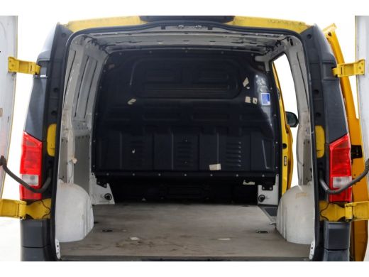 Mercedes-Benz eVito Lang 41 kWh Airco/Camera SOH 92,2% 09-2020 ActivLease financial lease