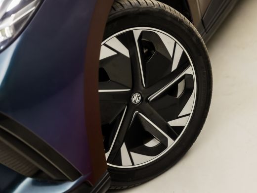 MG MG4 Standard 51 kWh 170Pk (APPLE CARPLAY, VIRTUAL COCKPIT, KEYLESS, LED KOPLAMPEN, SPORTSTOELEN, LANE... ActivLease financial lease