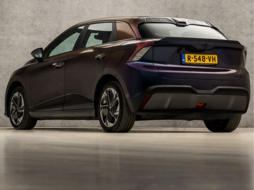 MG MG4 Standard 51 kWh 170Pk (APPLE CARPLAY, VIRTUAL COCKPIT, KEYLESS, LED KOPLAMPEN, SPORTSTOELEN, LANE... ActivLease financial lease