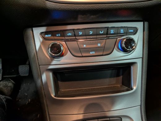 Opel Astra Sports Tourer 1.2 Edition ActivLease financial lease