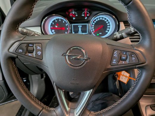 Opel Astra Sports Tourer 1.2 Edition | AGR-Stoel | CarPlay | Climate & Cruise C. | PDC V&A | Navi | LED | 16... ActivLease financial lease