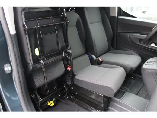 Opel Combo-e 50 kWh 3-ZITS | NAVI 10" + DRAADLOOS CARPLAY | KEYLESS | RIJKLAARPRIJS! ActivLease financial lease