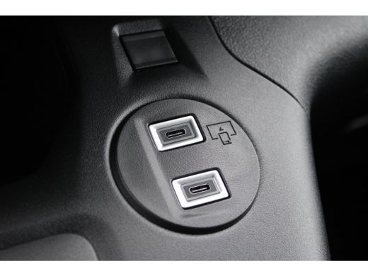 Fiat E-Dobl&ograve; 50 kWh 3-ZITS | NAVI 10" + DRAADLOOS CARPLAY | KEYLESS | RIJKLAARPRIJS! ActivLease financial lease