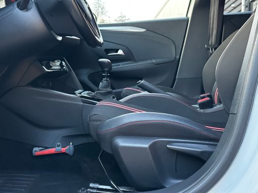 Opel Corsa 1.2 100PK GS Line | APPLE CARPLAY/ANDROID AUTO| CRUISE CONTROL| 17" LICHTMETALEN VELGEN| MISTLAMPEN| ActivLease financial lease