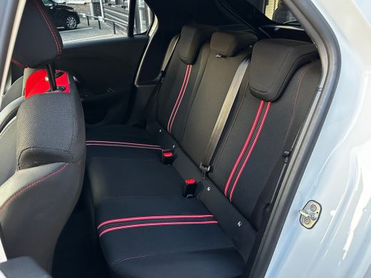 Opel Corsa 1.2 100PK GS Line | APPLE CARPLAY/ANDROID AUTO| CRUISE CONTROL| 17" LICHTMETALEN VELGEN| MISTLAMPEN| ActivLease financial lease