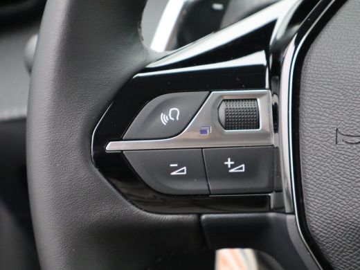 Peugeot 208 Hybrid 100 e-DCS6 Allure | Apple Carplay/Android Auto|telefoonintegratie premium | Armsteun voor ... ActivLease financial lease