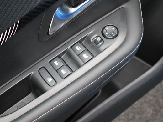Peugeot 208 Hybrid 100 e-DCS6 Allure | Apple Carplay/Android Auto|telefoonintegratie premium | Armsteun voor ... ActivLease financial lease