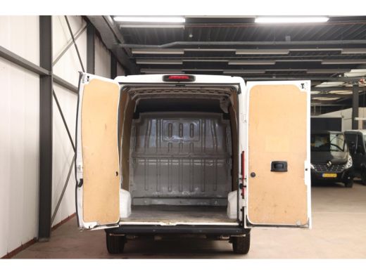 Peugeot Boxer 2.2 BlueHDi L2H2 AIRCO CRUISE CONTOL EURO 6 ActivLease financial lease