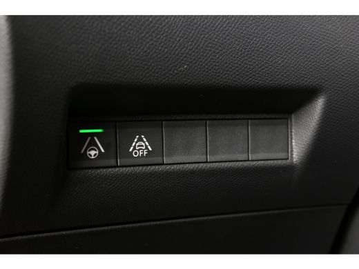 Peugeot e-208 EV GT Pack 50 kWh | Navi | Camera | Keyless | Verw. voorstoelen | LED koplampen | Leder Alcantara... ActivLease financial lease