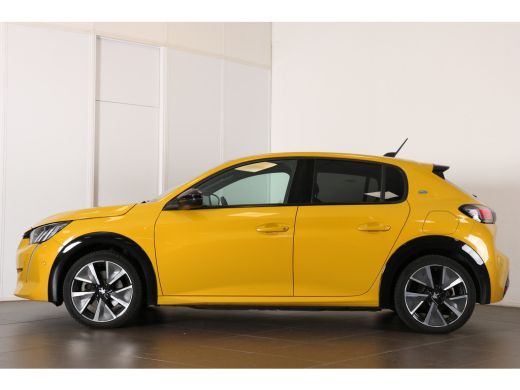 Peugeot e-208 EV GT Pack 50 kWh | Navi | Camera | Keyless | Verw. voorstoelen | LED koplampen | Leder Alcantara... ActivLease financial lease