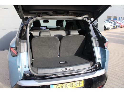 Peugeot e-5008 GT Avantage 73 kWh | Panorama/schuifdak | Lederen bekleding | Trekhaak | Navigatie | Camera | BTW | ActivLease financial lease