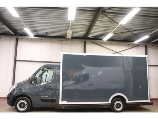 Renault Master 170PK AUTOMAAT PAARDENWAGEN LOWLINER VERKOOPWAGEN FOODTRUCK ActivLease financial lease