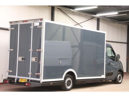 Renault Master 170PK AUTOMAAT PAARDENWAGEN LOWLINER VERKOOPWAGEN FOODTRUCK ActivLease financial lease