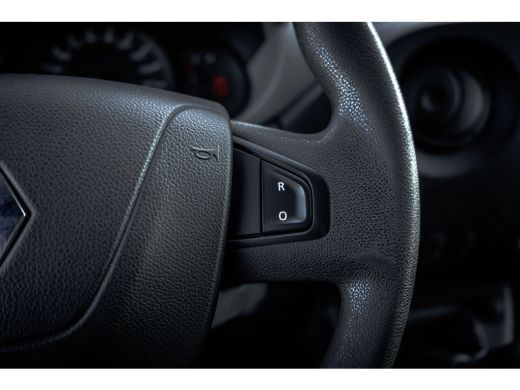 Renault Master 2.3 dCi L2H2 Energy | 146 PK | Euro 6 | Trekhaak | Cruise | Airco | 3-Zits ActivLease financial lease