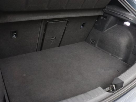 Seat Leon 1.4 TSI eHybrid PHEV FR | Trekhaak | Carplay | Adaptive cruise | Navigatie | Parkeerhulp | Full L... ActivLease financial lease