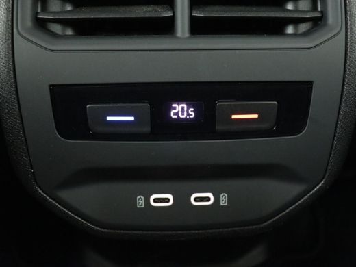 Seat Leon 1.4 TSI eHybrid PHEV FR | Trekhaak | Carplay | Adaptive cruise | Navigatie | Parkeerhulp | Full L... ActivLease financial lease