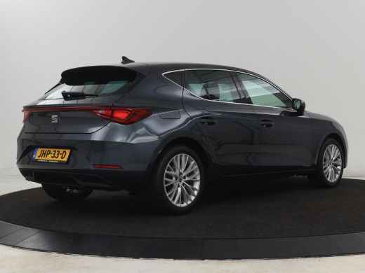 Seat Leon 1.4 TSI eHybrid PHEV Xcellence | Adaptive cruise | Carplay | Sfeerverlichting | Navigatie | Leder... ActivLease financial lease