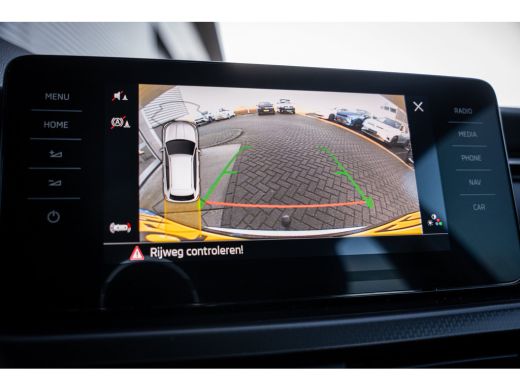 Skoda Kamiq 1.5 TSI ACT Business Edition | Achteruitrijcamera | Apple Carplay/Android Auto|telefoonintegratie... ActivLease financial lease