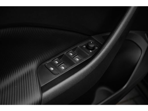 Skoda Kamiq Monte Carlo | Achteruitrijcamera | Cruise control met speedlimiter | Driver Activity Assistant, v... ActivLease financial lease