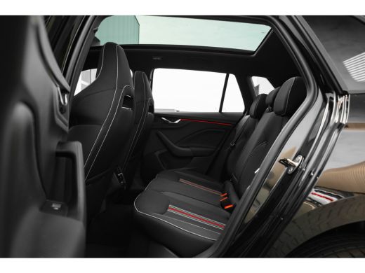 Skoda Kamiq Monte Carlo | Achteruitrijcamera | Cruise control met speedlimiter | Driver Activity Assistant, v... ActivLease financial lease