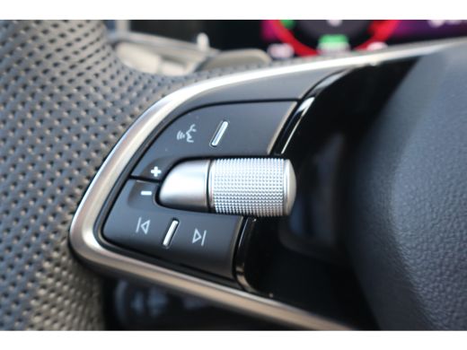 Skoda Kodiaq Sportline Business | Achteruitrijcamera | Crew Protect Assist | Cruise control met speedlimiter ActivLease financial lease