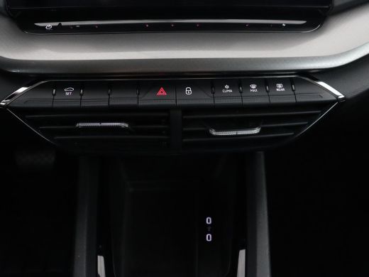 Skoda Octavia 1.0 e-TSI Ambition | Stoelverwarming | Trekhaak | Carplay | Navigatie | Full LED | Parkeerhulp | ... ActivLease financial lease