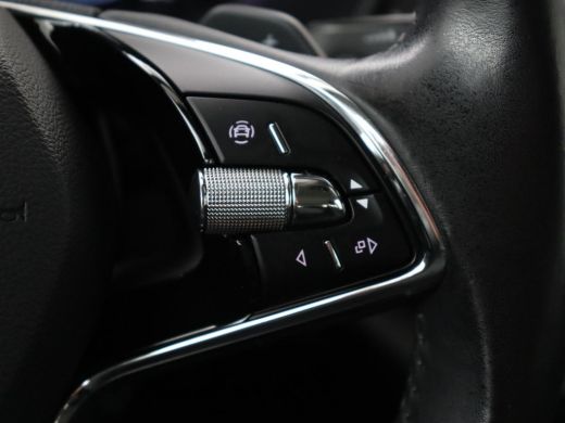 Skoda Octavia 1.0 e-TSI Ambition | Stoelverwarming | Trekhaak | Carplay | Navigatie | Full LED | Parkeerhulp | ... ActivLease financial lease