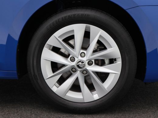 Skoda Octavia Combi 1.4 TSi iV 204 Pk Automaat PHEV Business Edition | Cruise Control | Climate Control | Parke... ActivLease financial lease