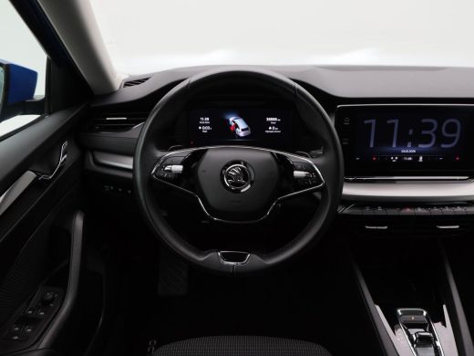 Skoda Octavia Combi 1.4 TSi iV 204 Pk Automaat PHEV Business Edition | Cruise Control | Climate Control | Parke... ActivLease financial lease