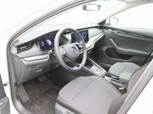 Skoda Octavia Combi 1.4 TSI iV PHEV Business Edition | Cruise Control | Climate Control | Parkeersensoren | Car... ActivLease financial lease