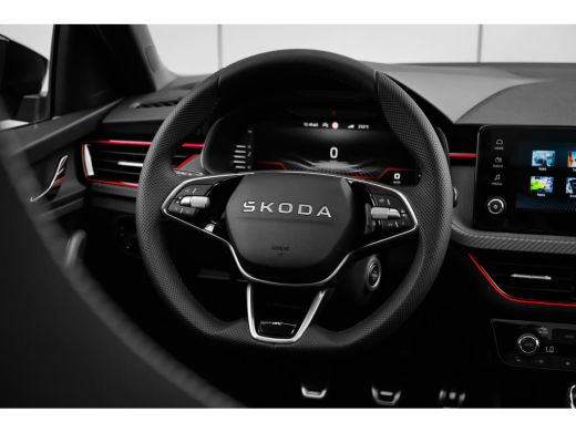 Skoda Scala Monte Carlo | Achteruitrijcamera | Chromen raamlijsten | Cruise control met speedlimiter ActivLease financial lease