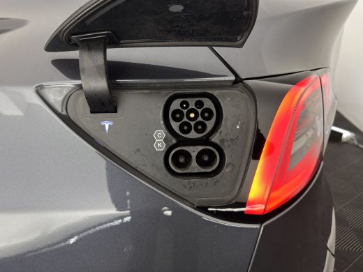 Tesla Model Y Long Range AWD 75 kWh [ 3-Fase ] {SOH-87%} (INCL.BTW) Aut. *PANO-WINDOW | AUTO-PILOT | LUXURY-LEA... ActivLease financial lease