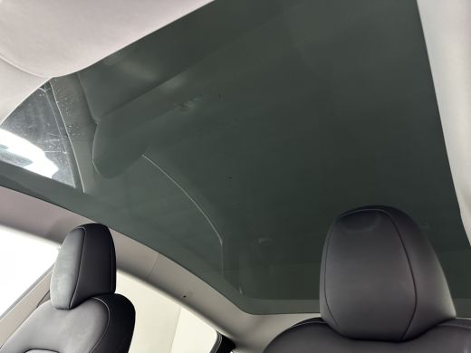 Tesla Model Y Long Range AWD 75 kWh [ 3-Fase ] {SOH-87%} (INCL.BTW) Aut. *PANO-WINDOW | AUTO-PILOT | LUXURY-LEA... ActivLease financial lease