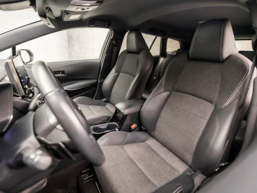 Toyota Corolla Touring Sports 2.0 Hybrid Sport 180Pk Automaat (APPLE CARPLAY, NAVIGATIE, CAMERA, LEDER, STOELVERWARMING, SPORTS... ActivLease financial lease