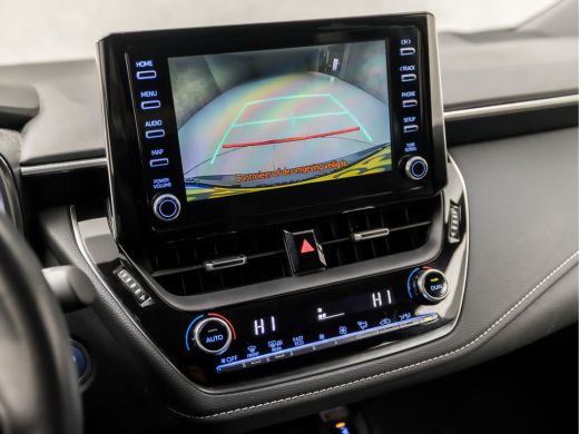 Toyota Corolla Touring Sports 2.0 Hybrid Sport 180Pk Automaat (APPLE CARPLAY, NAVIGATIE, CAMERA, LEDER, STOELVERWARMING, SPORTS... ActivLease financial lease