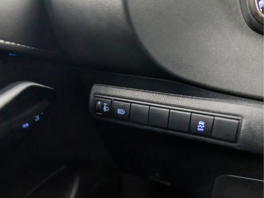 Toyota Corolla Touring Sports 2.0 Hybrid Sport 180Pk Automaat (APPLE CARPLAY, NAVIGATIE, CAMERA, LEDER, STOELVERWARMING, SPORTS... ActivLease financial lease