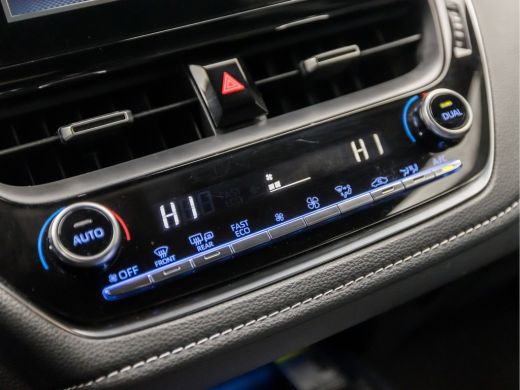 Toyota Corolla Touring Sports 2.0 Hybrid Sport 180Pk Automaat (APPLE CARPLAY, NAVIGATIE, CAMERA, LEDER, STOELVERWARMING, SPORTS... ActivLease financial lease