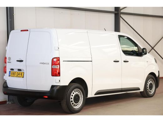 Toyota ProAce 2.0 D-4D 145PK L2H1 EURO 6 ActivLease financial lease