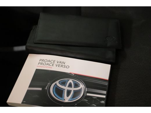 Toyota ProAce D-4D 145PK L2H1 LANG EURO 6 ActivLease financial lease