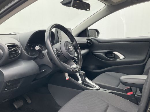 Toyota Yaris 1.5 Hybrid Dynamic Caplay DAB Camera Uitstraling! ActivLease financial lease