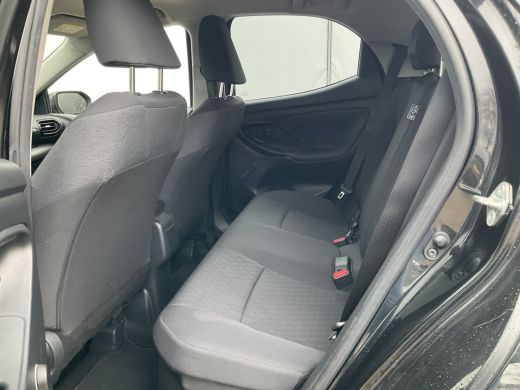 Toyota Yaris 1.5 Hybrid Dynamic Caplay DAB Camera Uitstraling! ActivLease financial lease