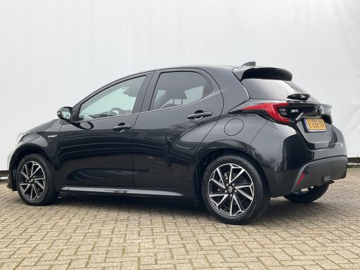 Toyota Yaris 1.5 Hybrid Dynamic Caplay DAB Camera Uitstraling! ActivLease financial lease